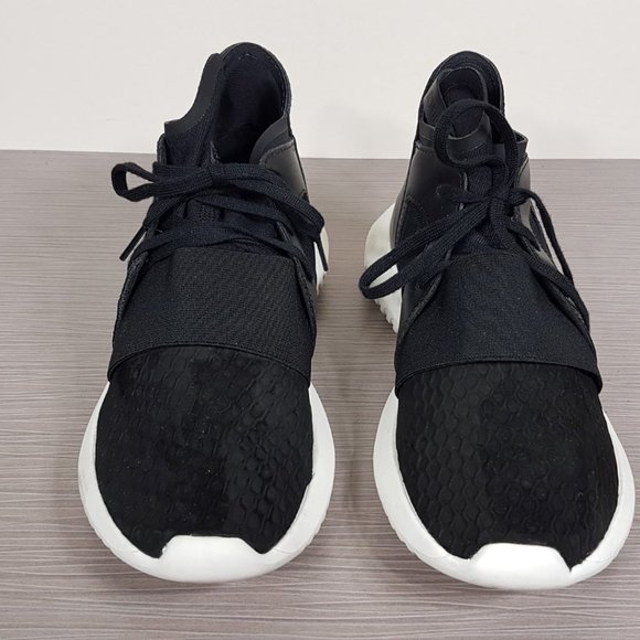 Adidas Tubular Defiant Sneaker Black Womens Size 7 - Picture 2 of 12